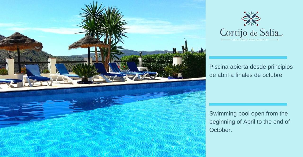 Hotel Cortijo De Salia Alcaucín Exterior photo