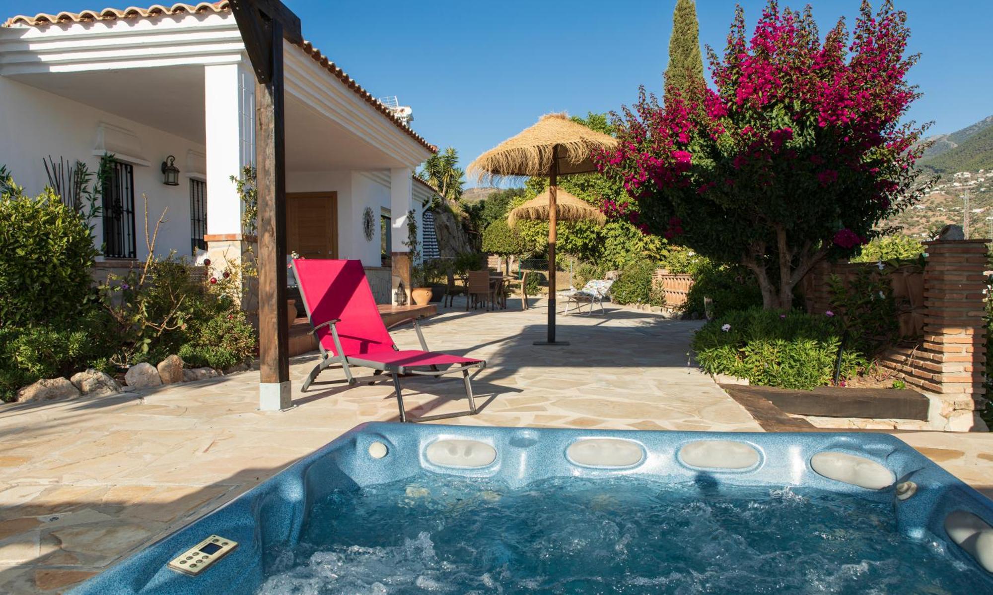 Hotel Cortijo De Salia Alcaucín Room photo